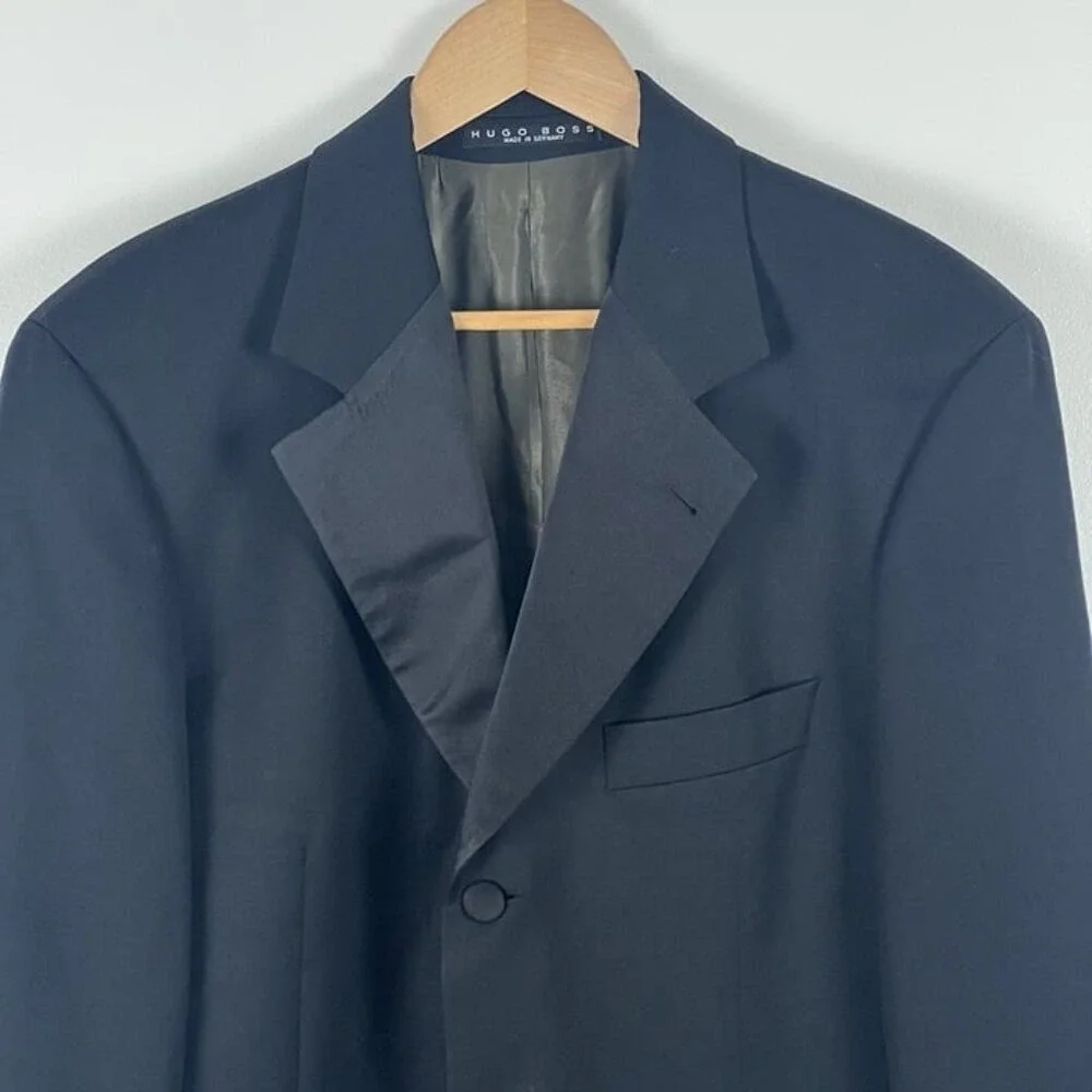 VTG Hugo Boss 40 R‎ Super 100 Virgin Wool Gentleman's Dinner Tuxedo Jacket Prom